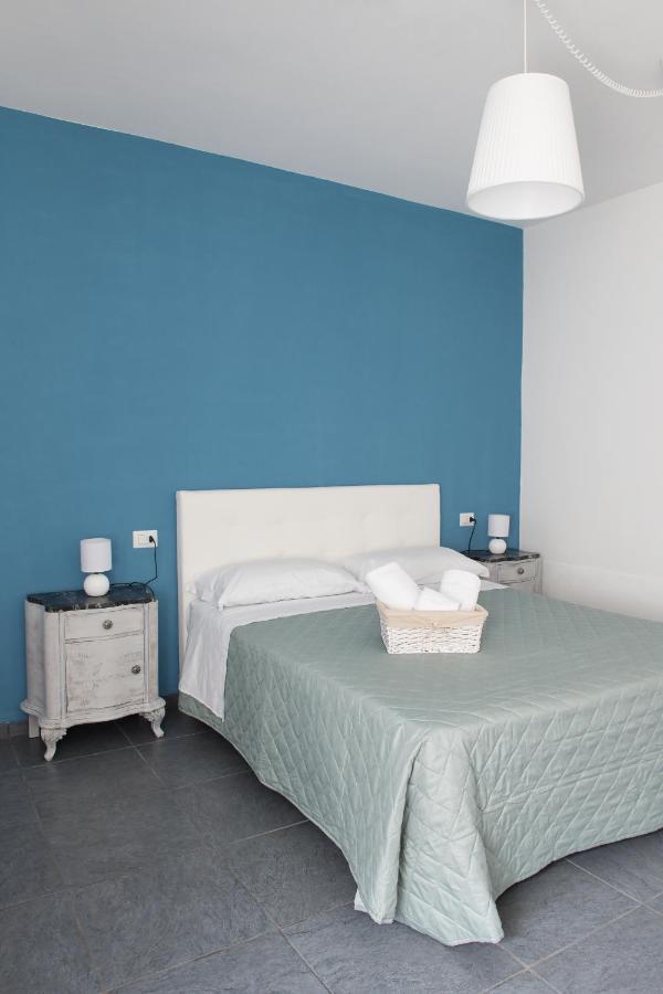 B&B Vicolo Garibaldi Valguarnera Caropepe Экстерьер фото